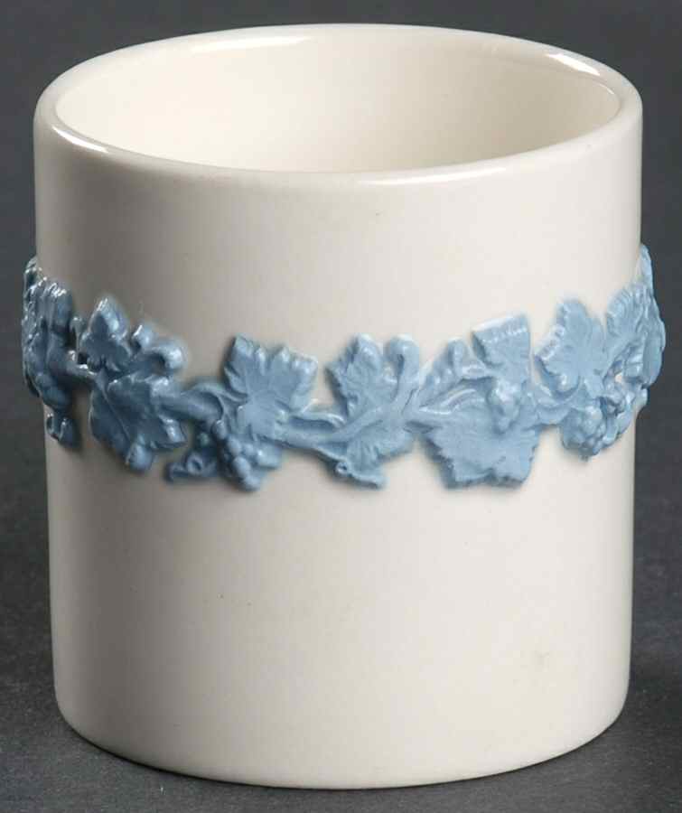Lavender on Cream Color (Plain) Cigarette Holder by Wedgwood-1
