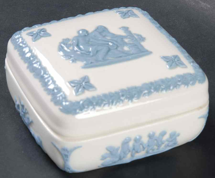 Lavender on Cream Color (Plain) Square Box & Lid by Wedgwood-1