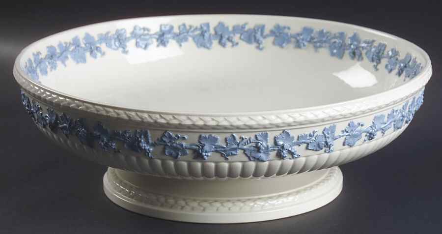 Lavender on Cream Color (Plain) Centerpiece by Wedgwood-1