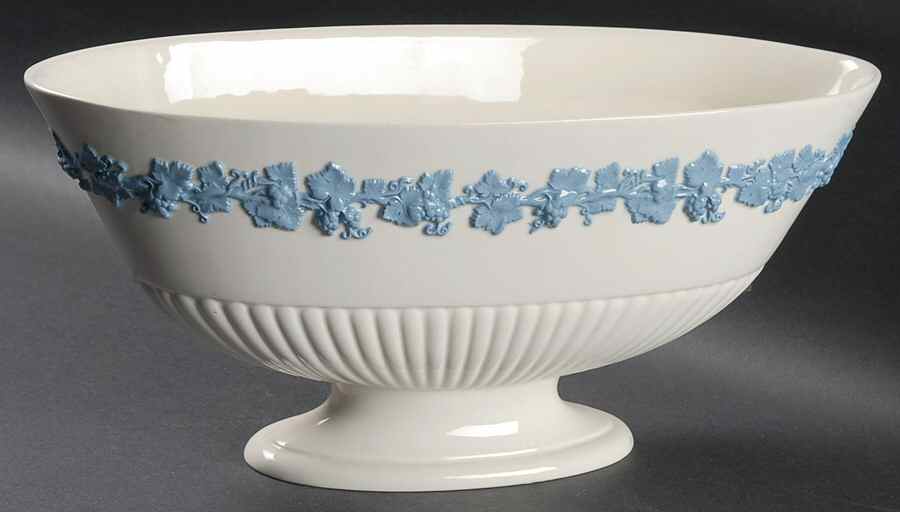 Lavender on Cream Color (Plain) Centerpiece by Wedgwood-1