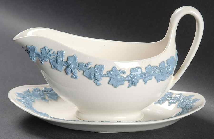 Lavender on Cream Color (Plain) Gravy Boat & Underplate/Relish by Wedgwood-1