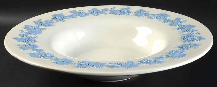 Lavender on Cream Color (Plain) Centerpiece by Wedgwood-1