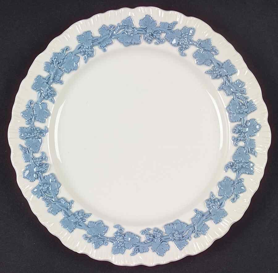 Lavender on Cream Color (Shell Edge) Dessert/Pie Plate by Wedgwood-1