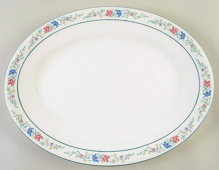 Lausanne 15" Oval Serving Platter by Wedgwood-1