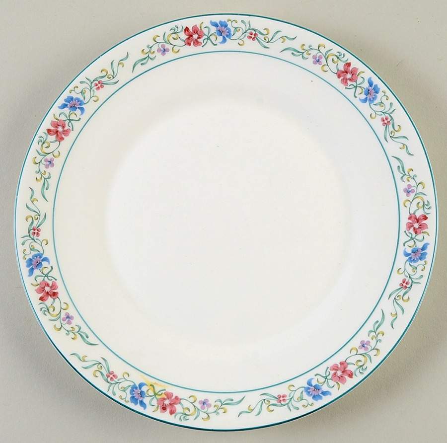 Lausanne Luncheon Plate by Wedgwood-1