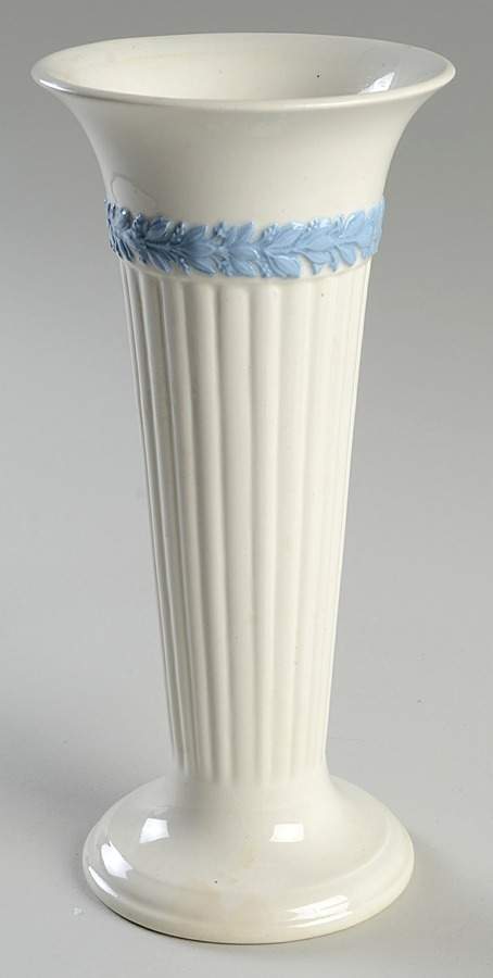 Laurel (Lavender on Cream Color) 8" Vase by Wedgwood-1