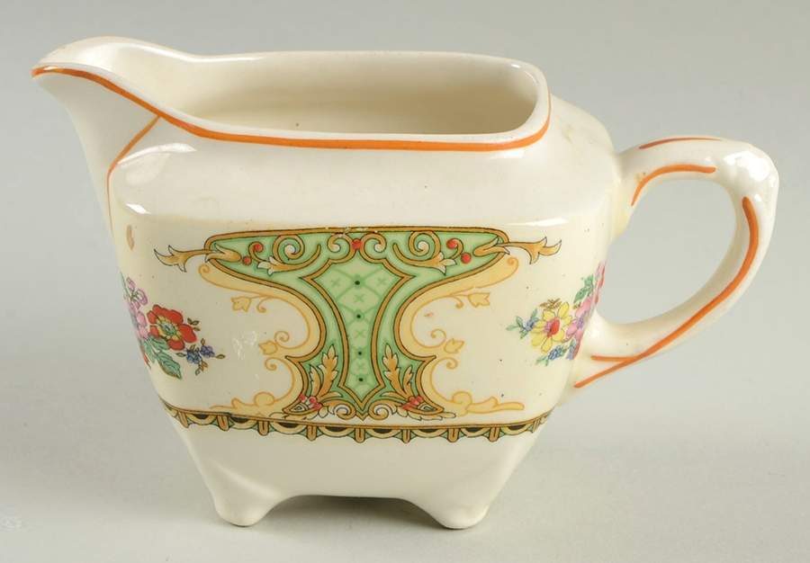 Lonsdale Creamer by Wedgwood-1