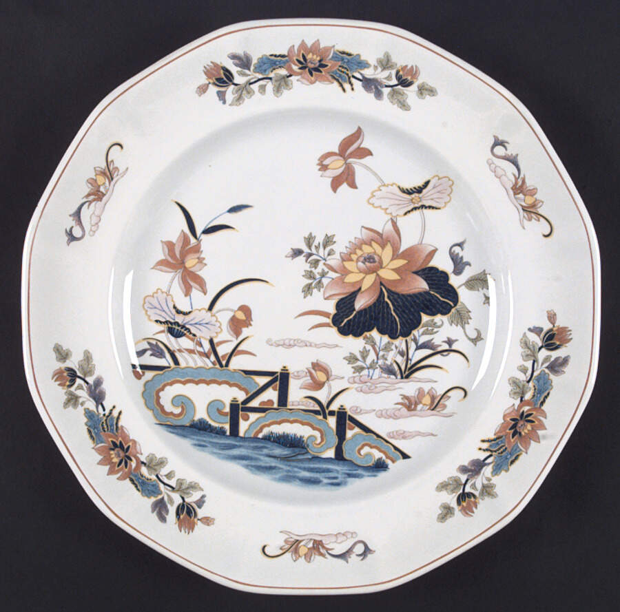 Lotus Dinner Plate by Wedgwood-1