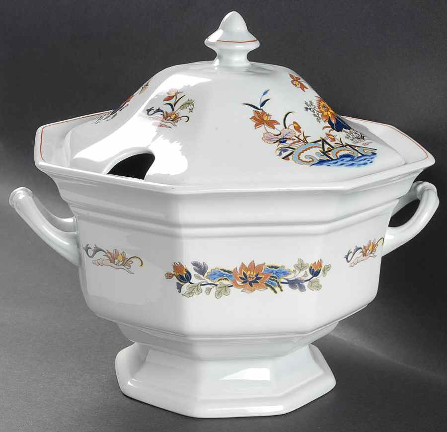 Lotus Tureen &  Lid by Wedgwood-1