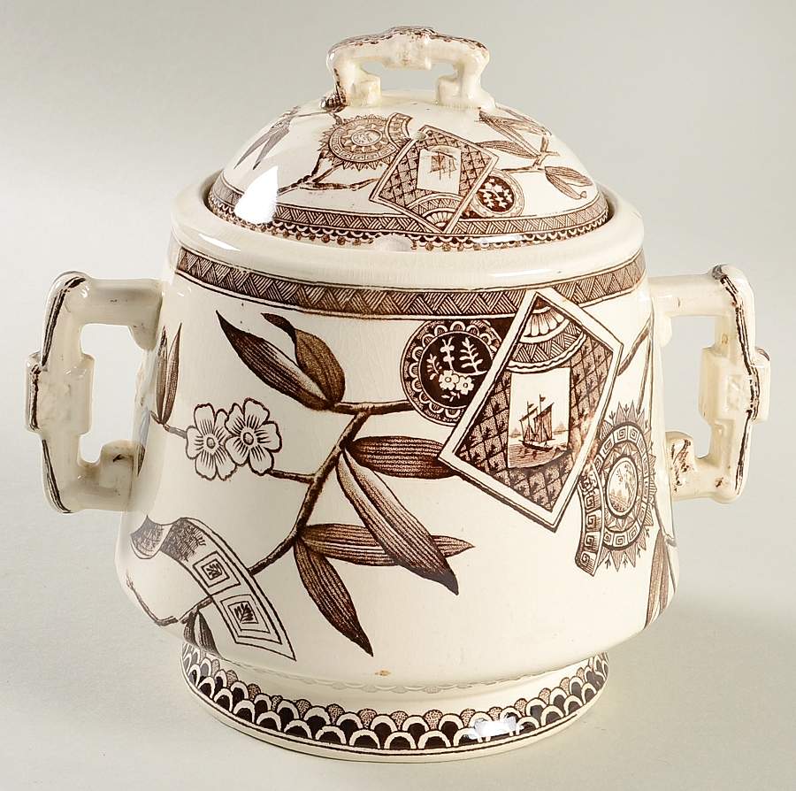 Louise Sugar Bowl & Lid by Wedgwood-1
