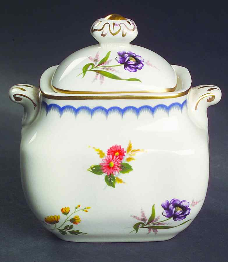 Lowestoft Sugar Bowl & Lid by Wedgwood-1