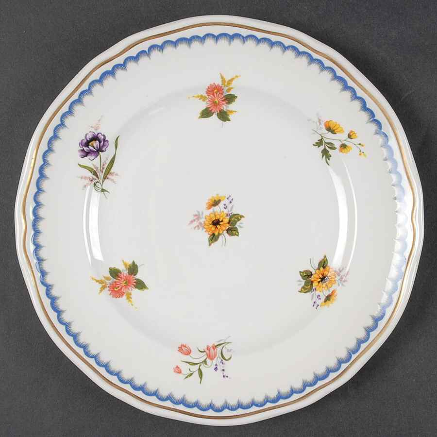 Lowestoft Salad Plate by Wedgwood-1