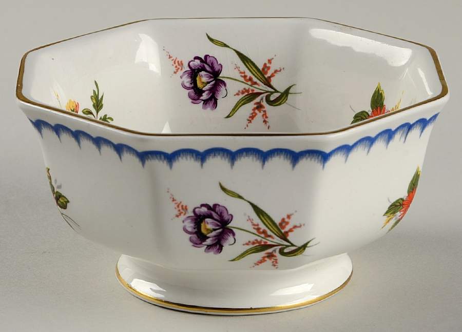 Lowestoft 4" Octagonal Bowl by Wedgwood-1