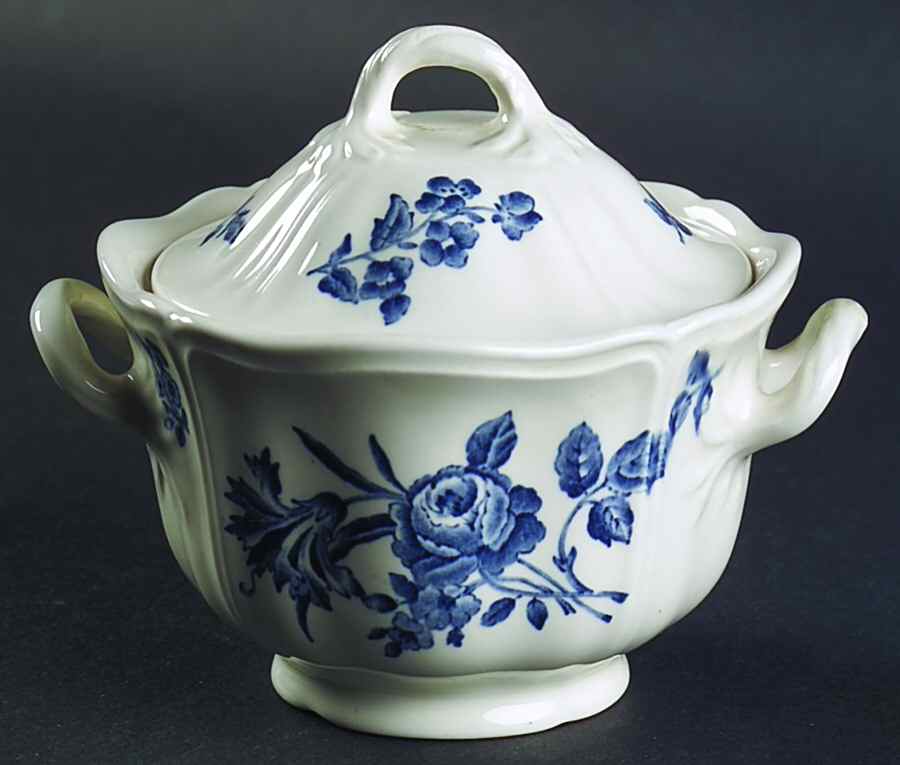 Ludlow Sugar Bowl & Lid by Wedgwood-1