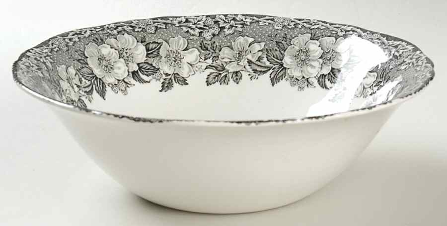 Malverne 9" Round Vegetable Bowl by Wedgwood-1