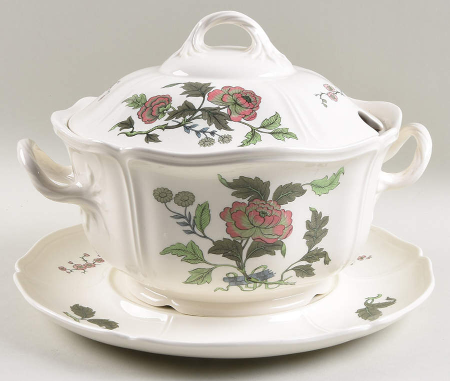 Mandarin Tureen & Lid w/Underplate by Wedgwood-1