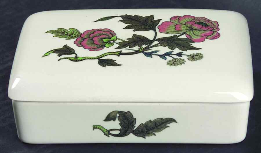 Mandarin Cigarette Box & Lid by Wedgwood-1