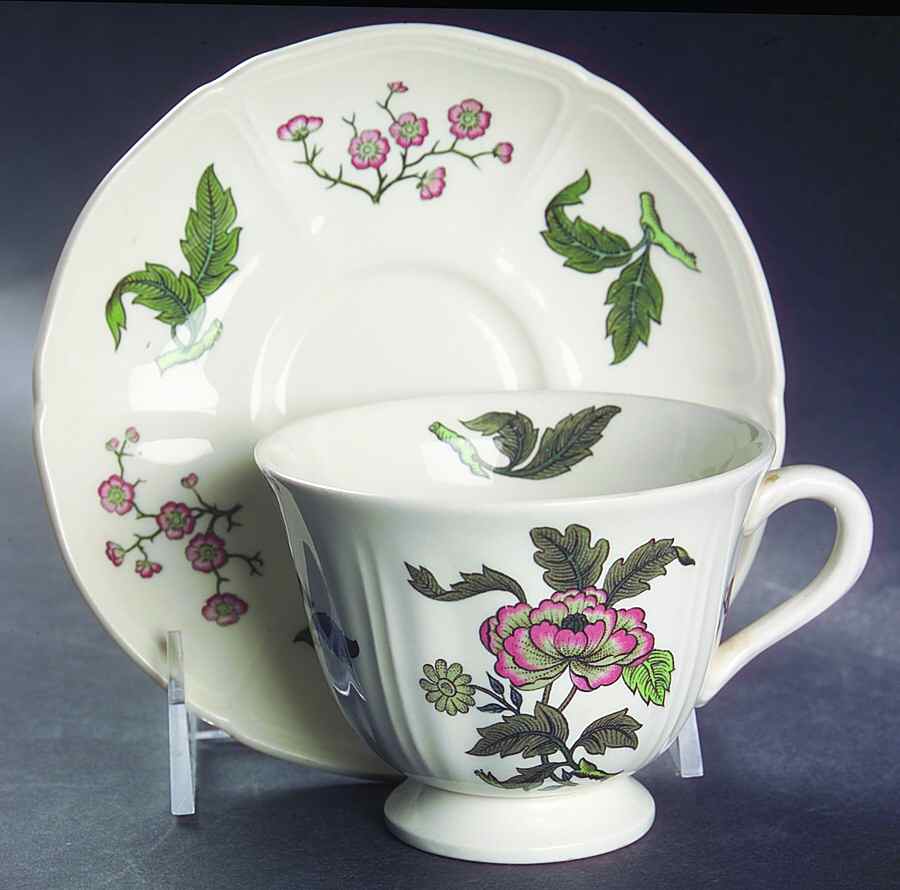 Mandarin Footed Cup & Saucer Set by Wedgwood-1