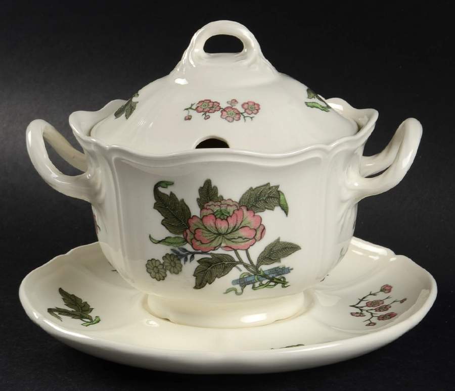 Mandarin Sauce Boat & Lid with Underplate by Wedgwood-1