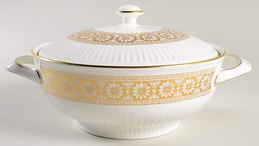 Marguerite Round Covered Vegetable by Wedgwood-1