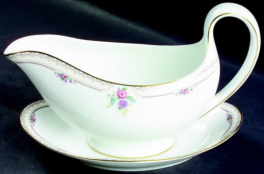 Markham Gravy Boat & Underplate by Wedgwood-1