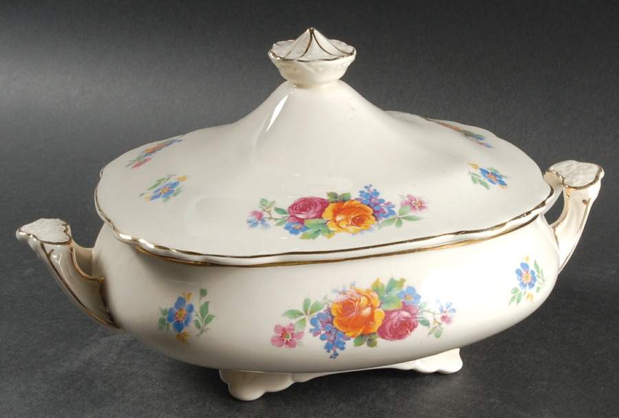 Mary Stuart Square Covered Vegetable by Wedgwood-1