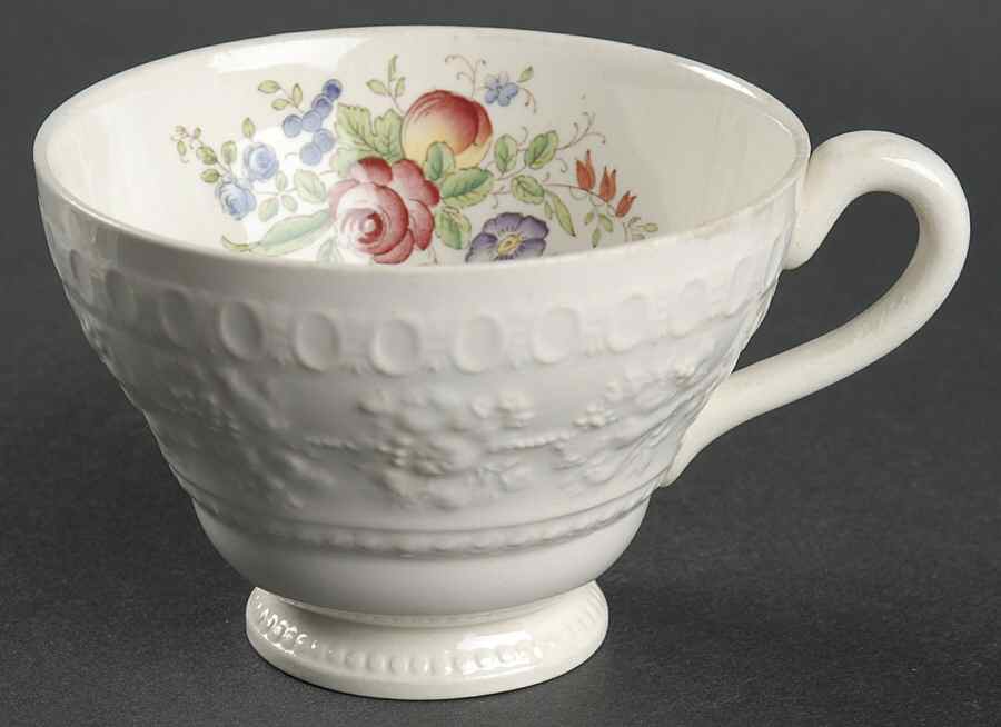 Mayfair (AL9338 , TK53, Wellesley Shape) Footed Cup by Wedgwood-1