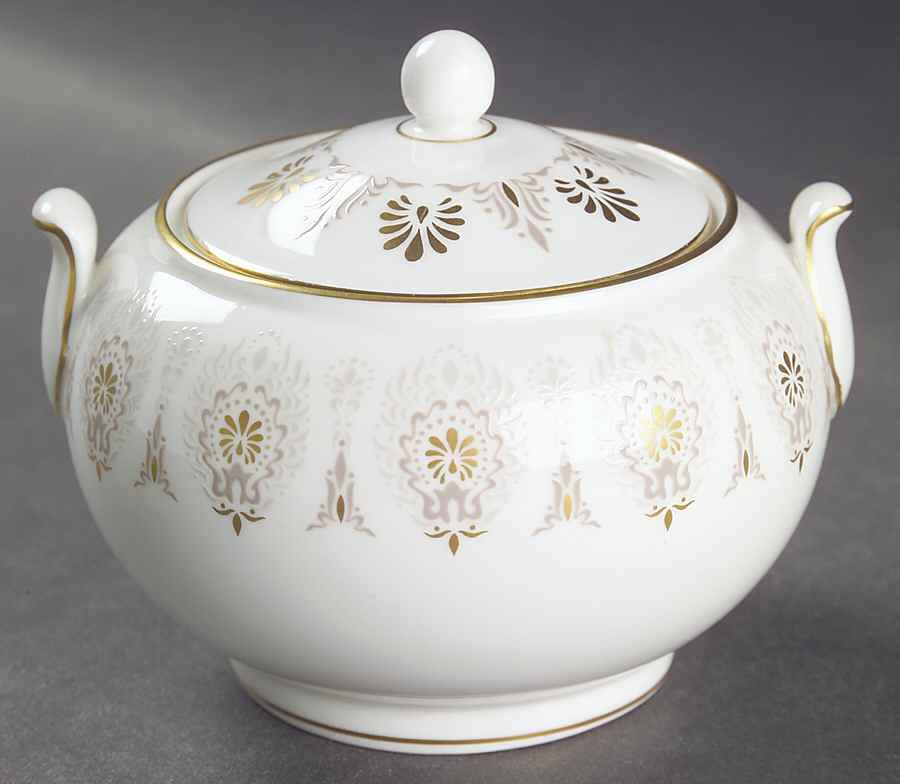 Medina Beige 146 Shape Sugar Bowl & Lid by Wedgwood-1