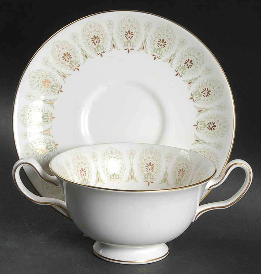 Medina Green Footed Cream Soup Bowl & Saucer Set by Wedgwood-1