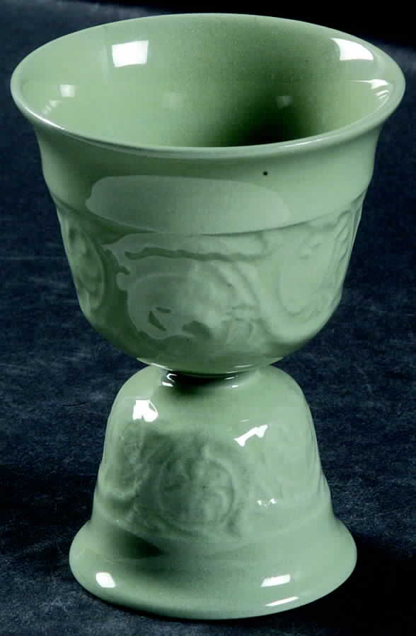 Medway Green Double Egg Cup by Wedgwood-1
