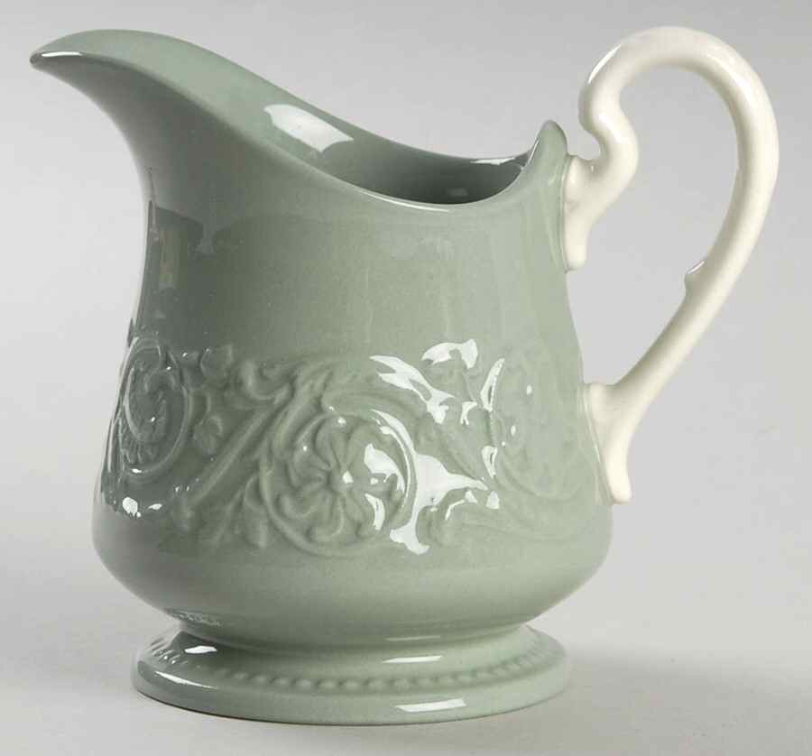 Medway Green Creamer by Wedgwood-1