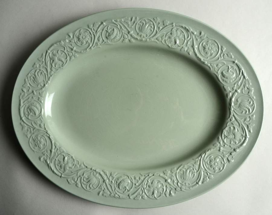 Medway Green 16" Oval Serving Platter by Wedgwood-1