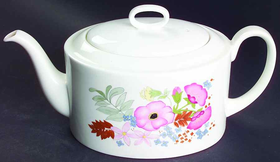 Meadow Sweet (Bone) Teapot & Lid by Wedgwood-1