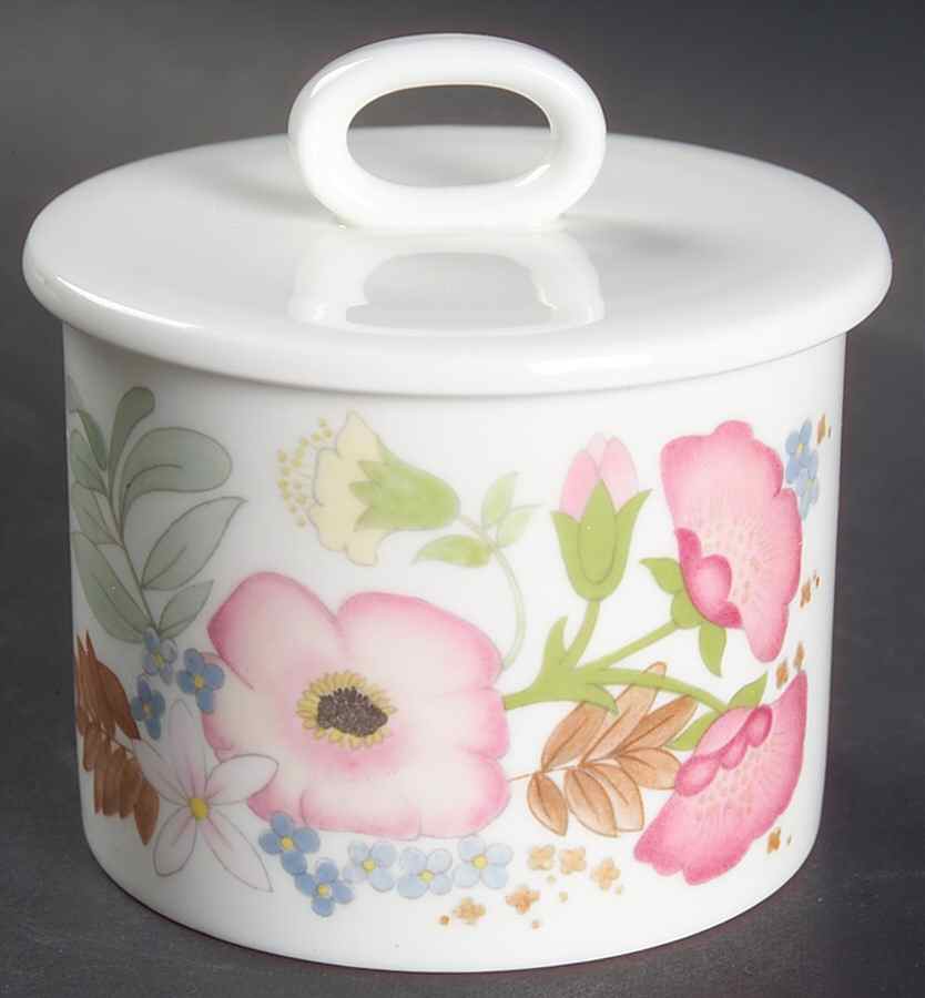 Meadow Sweet (Bone) Sugar Bowl & Lid by Wedgwood-1