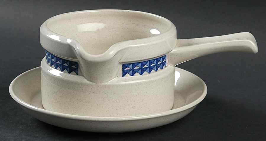 Mexico Gravy Boat & Underplate by Wedgwood-1