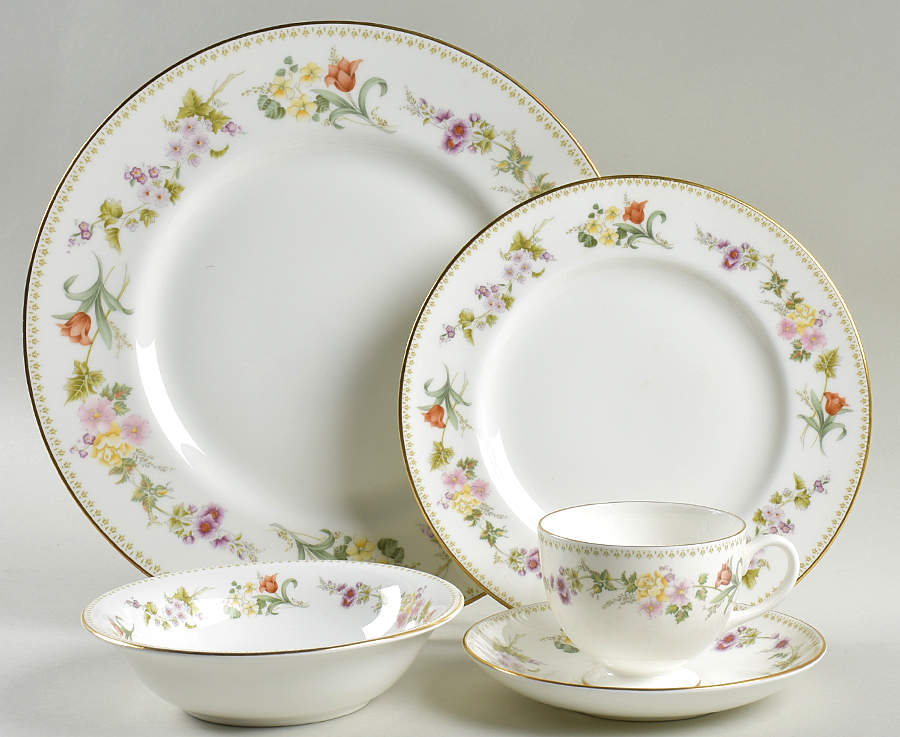 Mirabelle 5 Piece Place Setting by Wedgwood-1