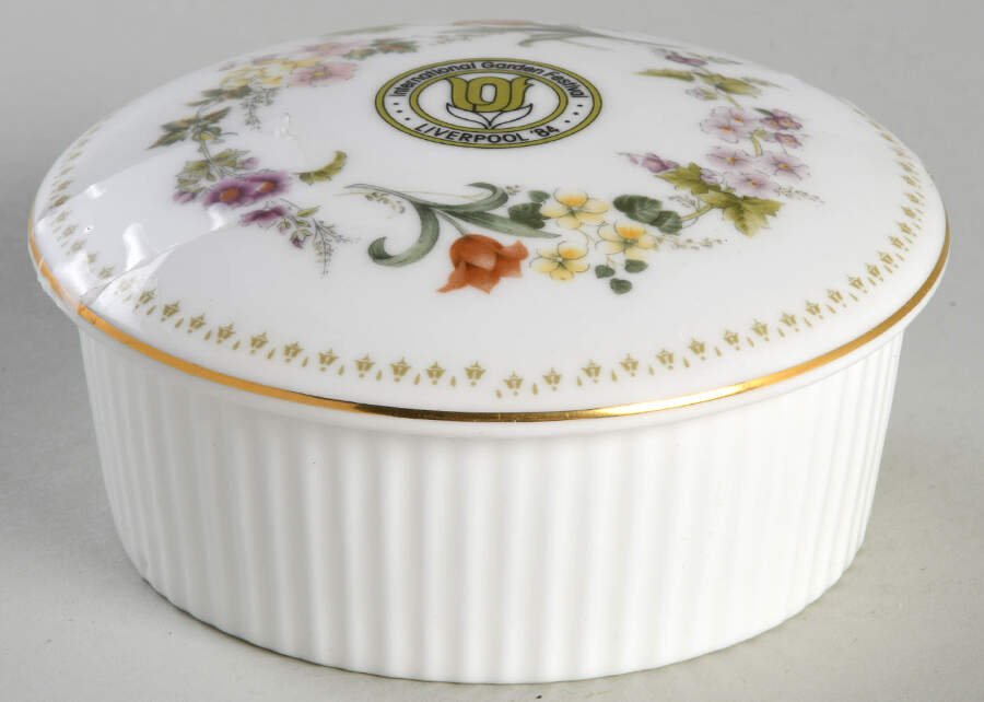 Mirabelle 3" Round Fluted Box & Lid by Wedgwood-1