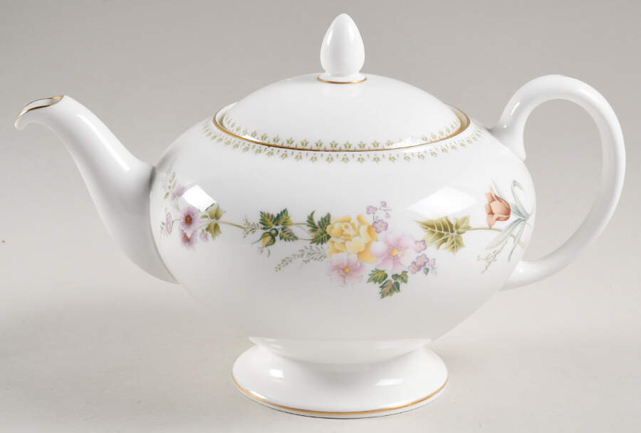 Mirabelle Teapot & Lid by Wedgwood-1