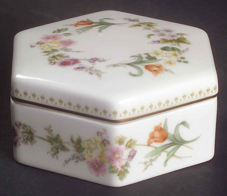 Mirabelle Hexagonal Box & Lid by Wedgwood-1
