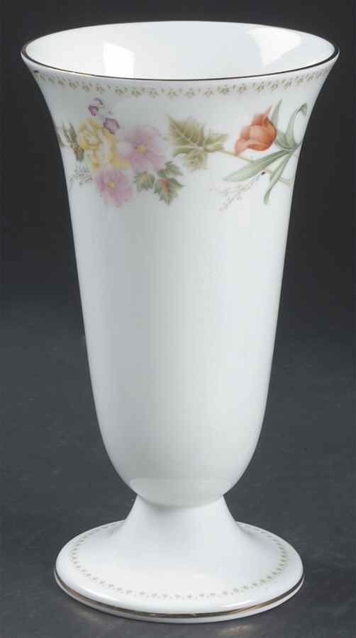 Mirabelle 7" Vase by Wedgwood-1