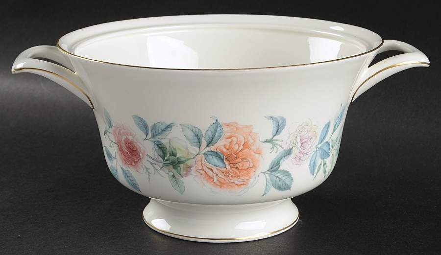 Mist Rose Round Vegetable No Lid by Wedgwood-1
