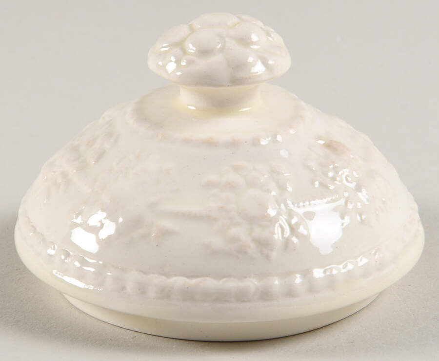 Montreal Lid for Sugar Bowl by Wedgwood-1