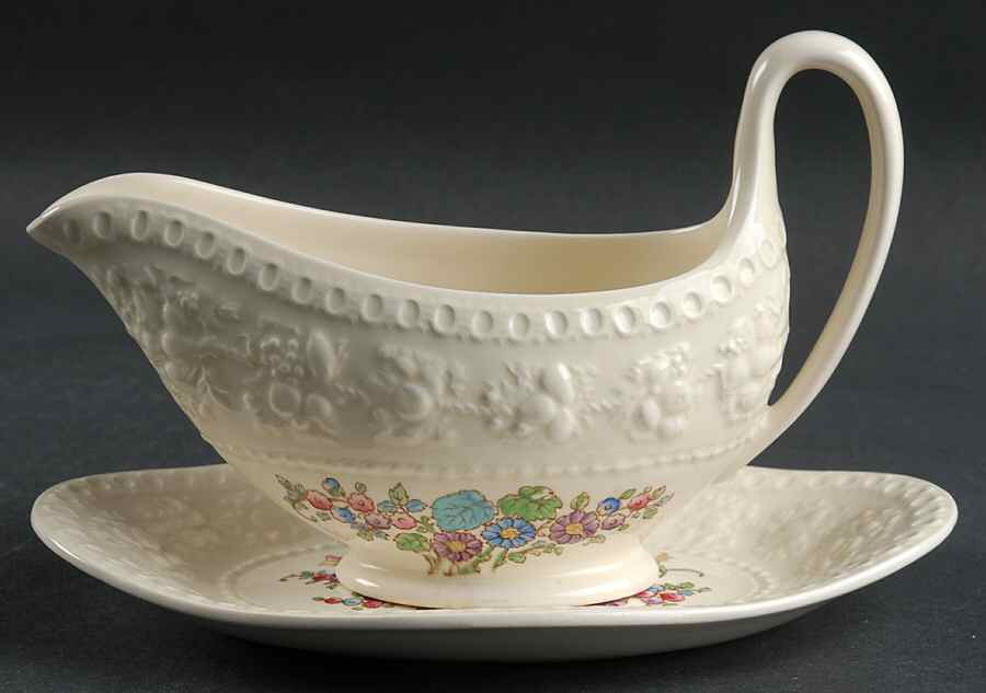 Montreal Gravy Boat & Underplate/Relish by Wedgwood-1