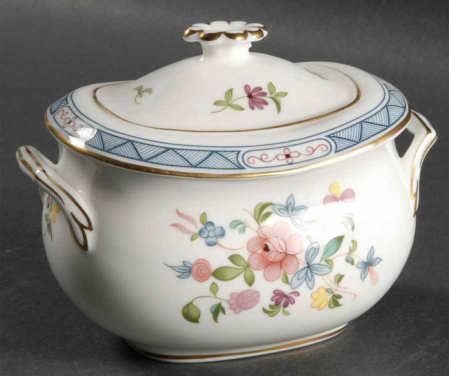 Montcalm Sugar Bowl & Lid by Wedgwood-1