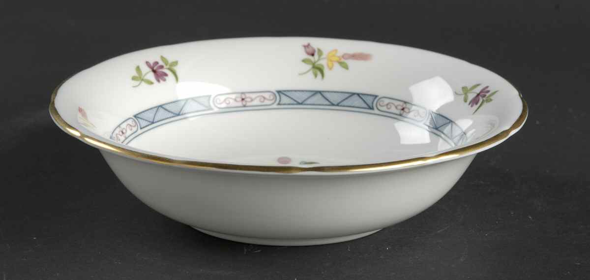 Montcalm Coupe Cereal Bowl by Wedgwood-1