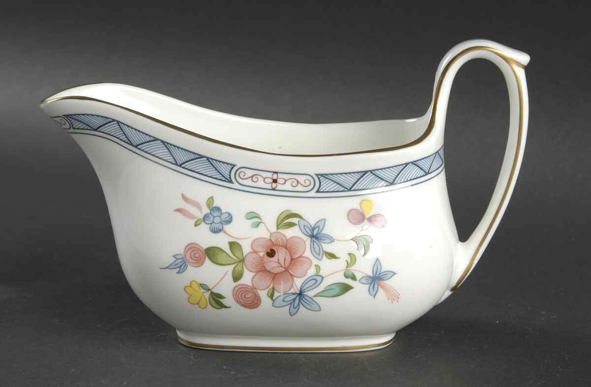 Montcalm Gravy Boat by Wedgwood-1