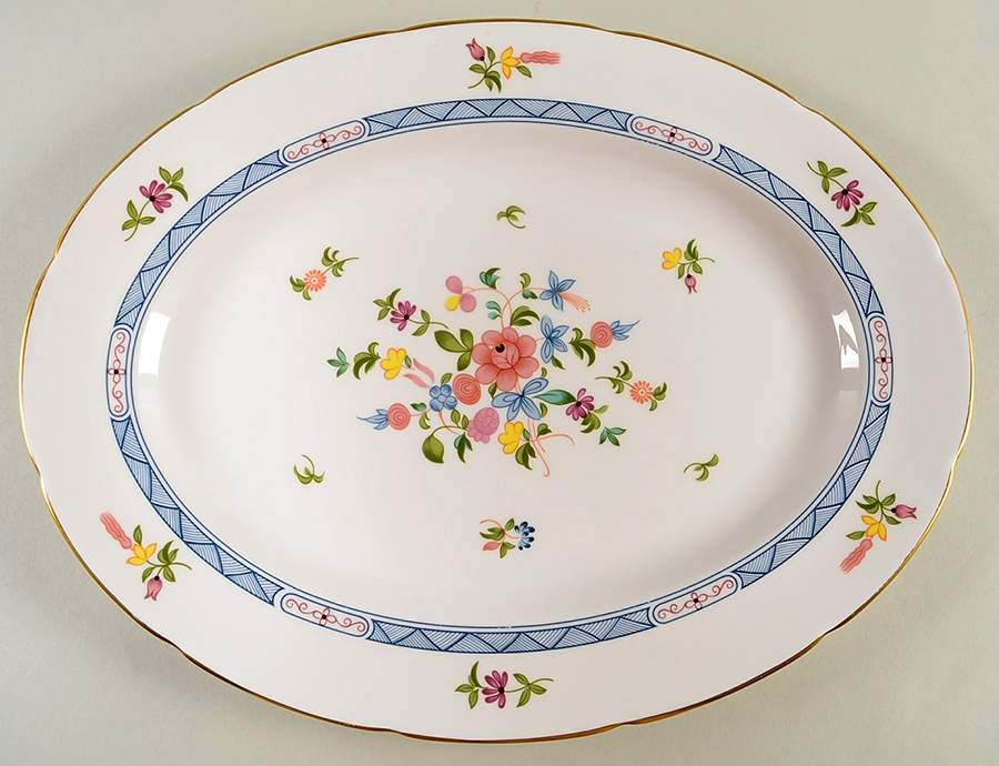 Montcalm 15" Oval Serving Platter by Wedgwood-1