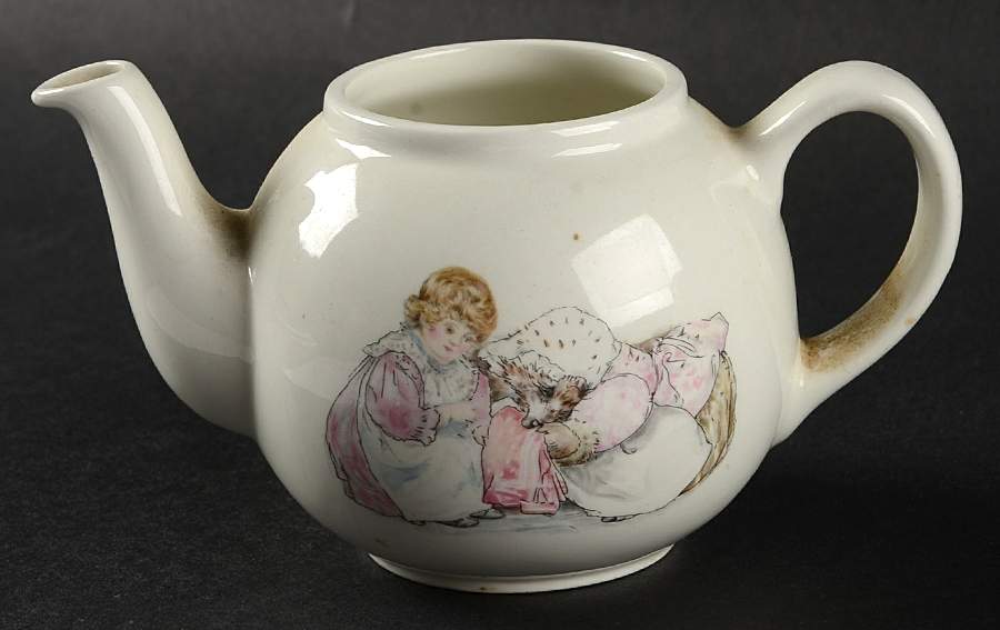 Mrs Tiggy Winkle Miniature Teapot No Lid by Wedgwood-1
