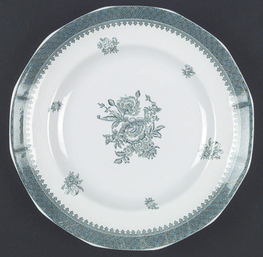 Mount Vernon Green Dinner Plate by Wedgwood-1
