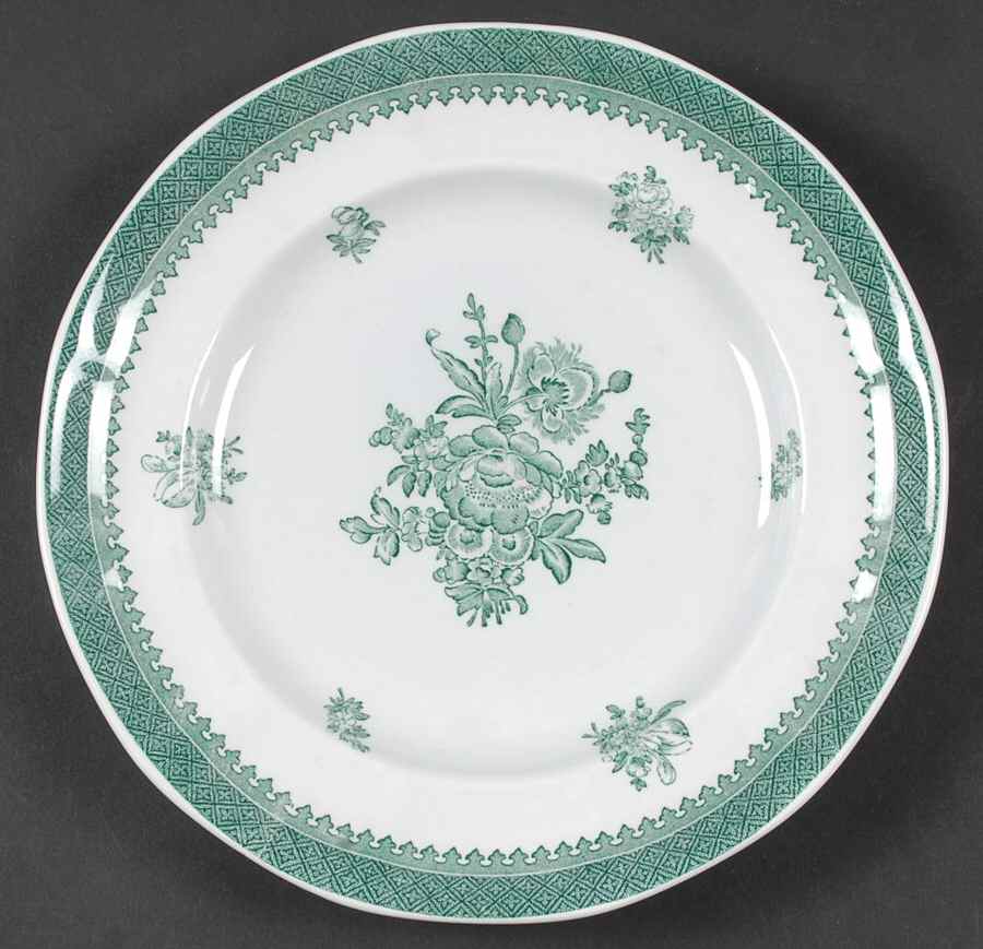 Mount Vernon Green Luncheon Plate by Wedgwood-1